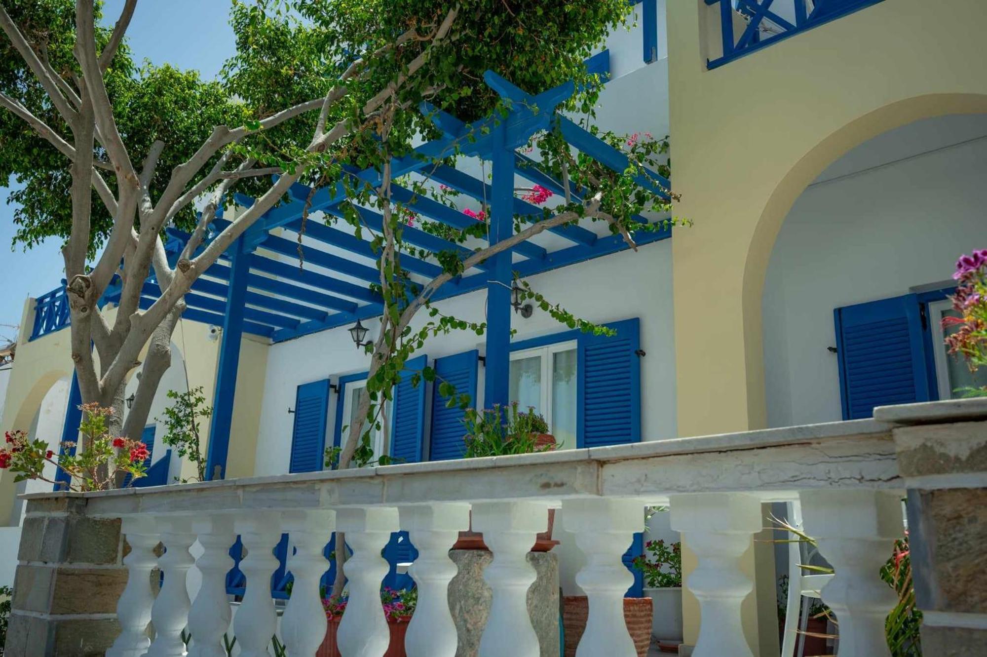 Karidis Hotel Kamari  Ngoại thất bức ảnh