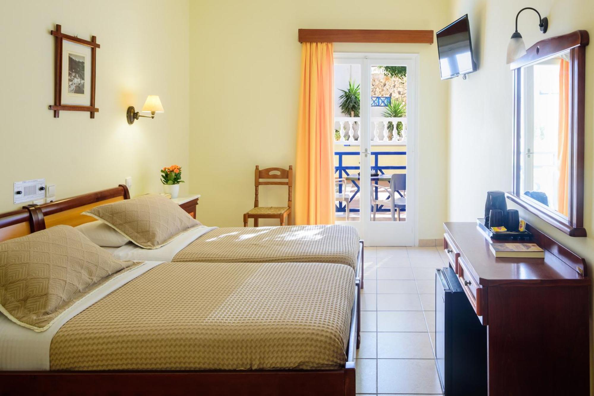 Karidis Hotel Kamari  Ngoại thất bức ảnh