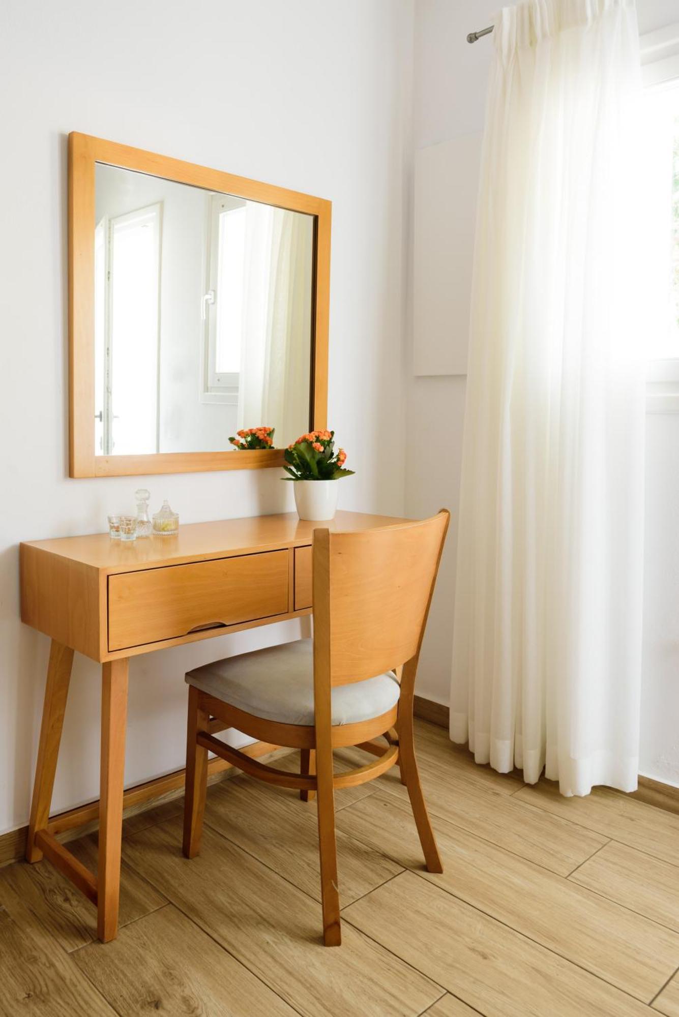 Karidis Hotel Kamari  Ngoại thất bức ảnh