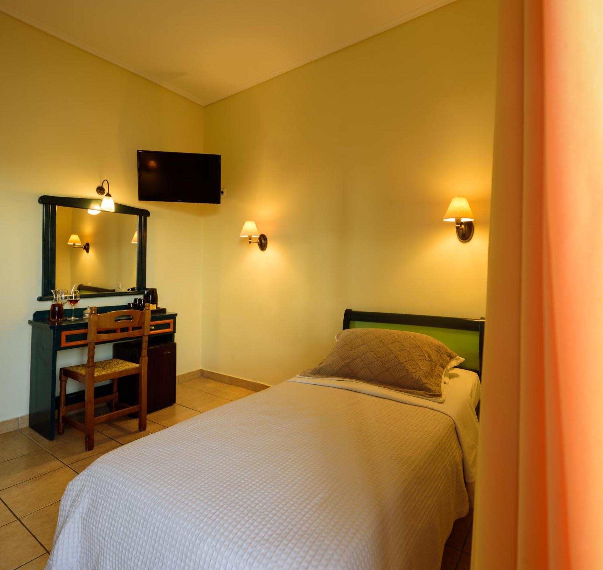 Karidis Hotel Kamari  Ngoại thất bức ảnh