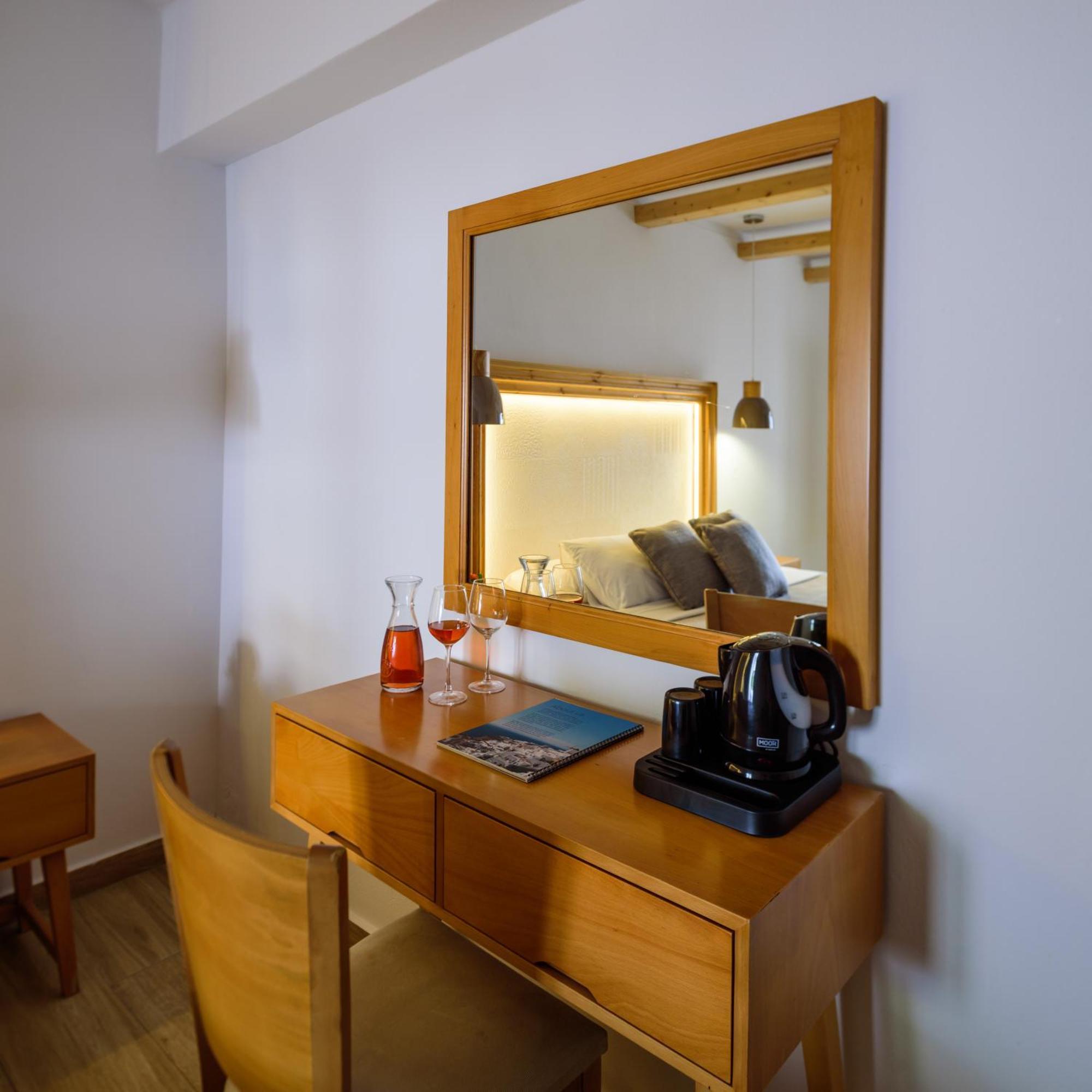 Karidis Hotel Kamari  Ngoại thất bức ảnh