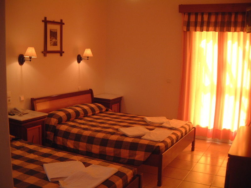 Karidis Hotel Kamari  Ngoại thất bức ảnh